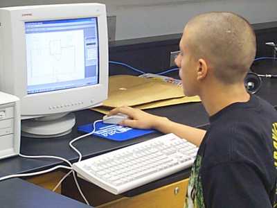 Student viewing WhiteBoard image on his own computer screen through NetMeeting